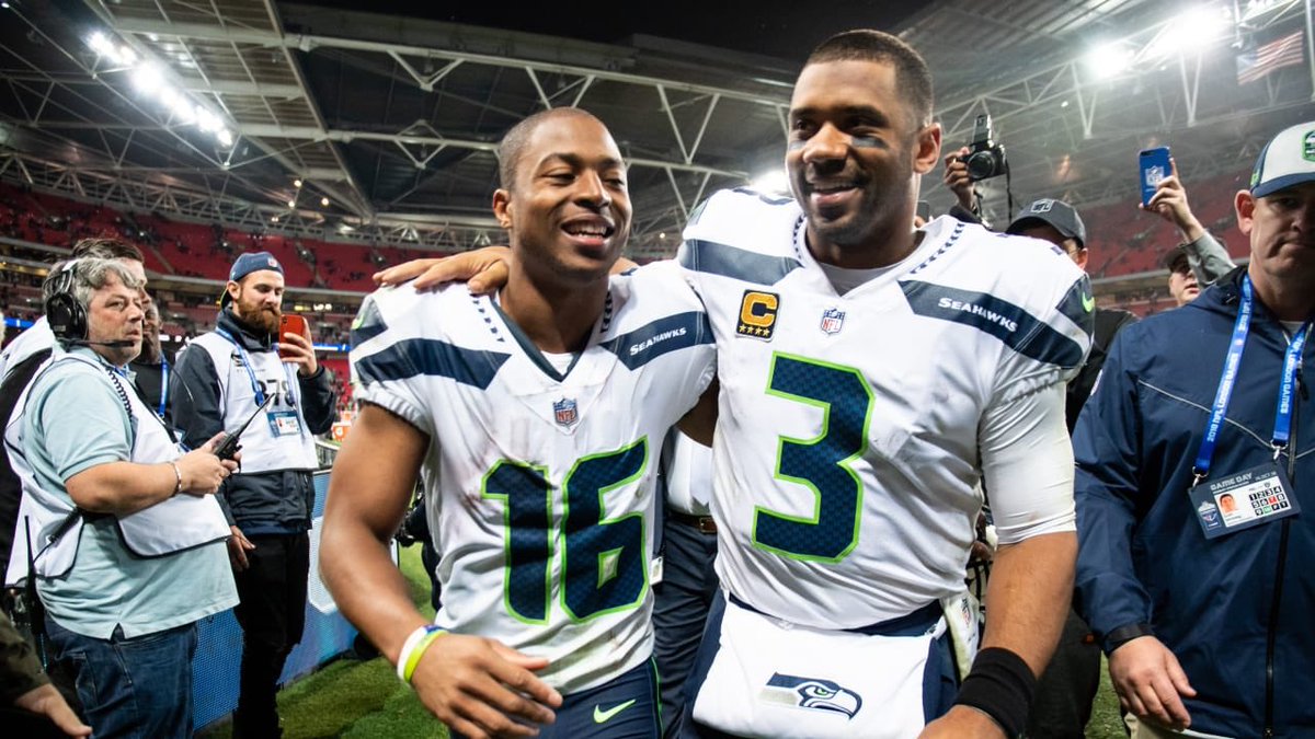 PoVMasonSports's tweet photo. #RussellWilson when passing to #TylerLockett in 2018 was:
57-70 for #965YARDs and #10TDs..... and a #RATING of 158.3 which is a perfect #QBRating!
@DangeRussWilson @Seahawks @TDLockett12 @NFLonFOX @SNFonNBC @ESPNNFL @espn @RandyMoss @criscarter80 @CFD22 @CharlesWoodson https://t.co/48fZu8d2SO