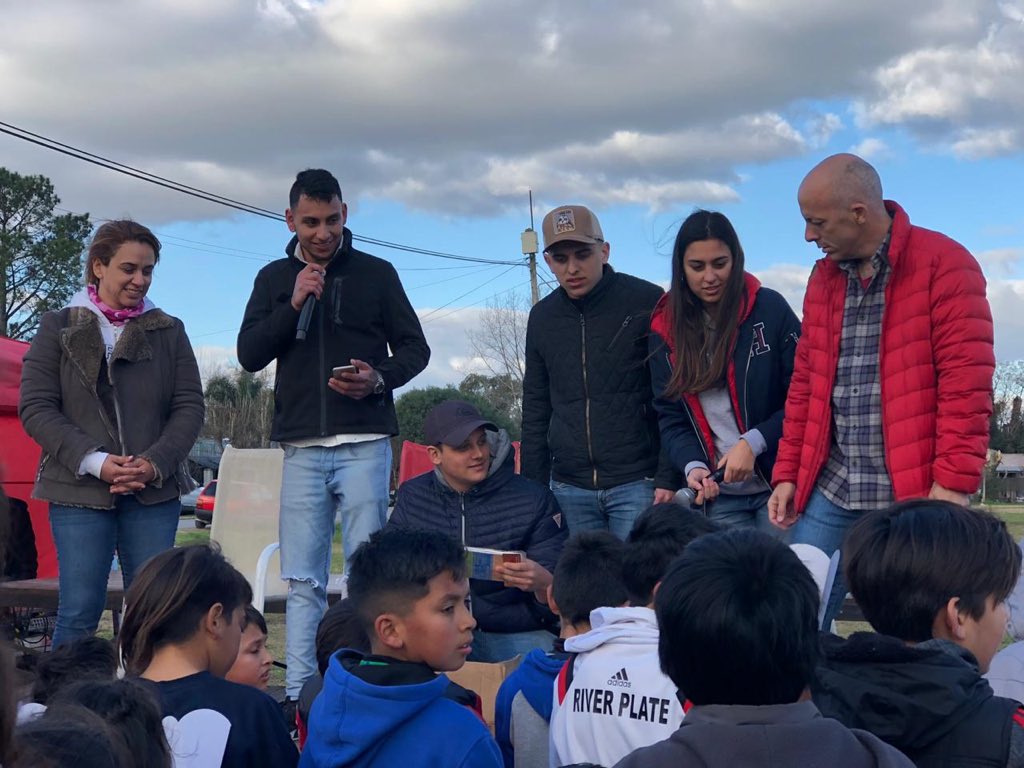 agus_iacca's tweet photo. ¡Festejamos el día del niño en Zelaya!  🍭☀️

Compartimos risas, juegos, música, merienda, arte, shows en vivo y más! 🌈🍬🎈

@NicoDucote 
@clauzakhem https://t.co/cAmaJbsYFt