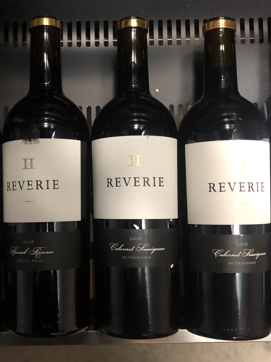cleverdrinker1's tweet photo. #napavalley #calistoga #bordeaux #redblend #reverie #wine #winecountry #collector #winelover #winetime #winetasting #vino #chicagowinelover #redwine #napa #redwoods #california #westcoast #napawine https://t.co/yVv79P4jlk