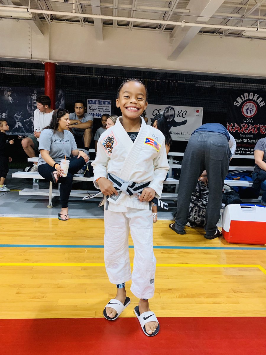 jeanette0878's tweet photo. Little But Fierce. #competitionday #mykitkat #mygirl #halfpuertorican #halfblack #jiujitsugirl #strong #fearless #girlswhofight #girlsingis https://t.co/VV5l4G3lpP