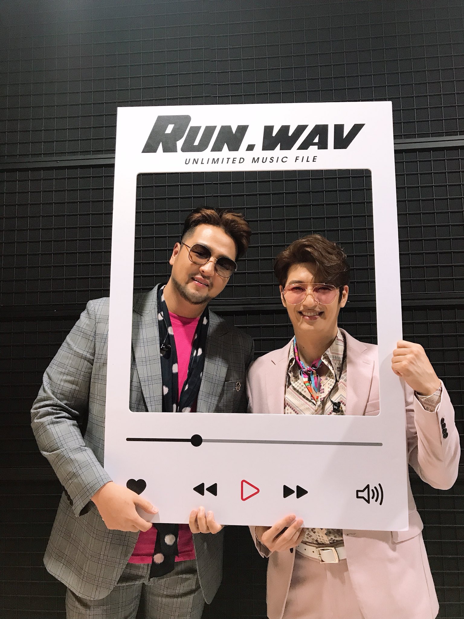 theqoo inserted image