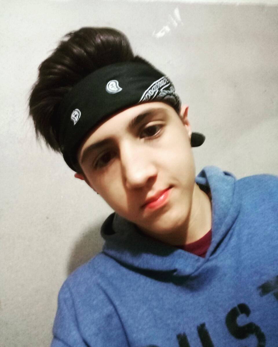 pedrinhogonza's tweet photo. novinho mas com estilo https://t.co/CTAHSBw8rj