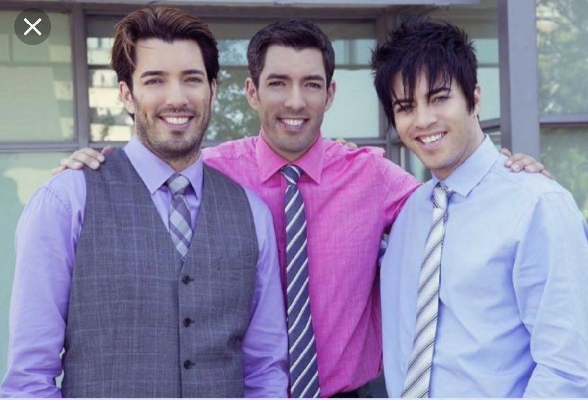 TayHarrell's tweet photo. I just want to make a statement that I didn’t know the property brothers had a 3rd sibling...I AM ROLLING 😂😂😂 thank you @lalexibrink for blessing me today 😂😭😂😭 https://t.co/LvX61dstkY