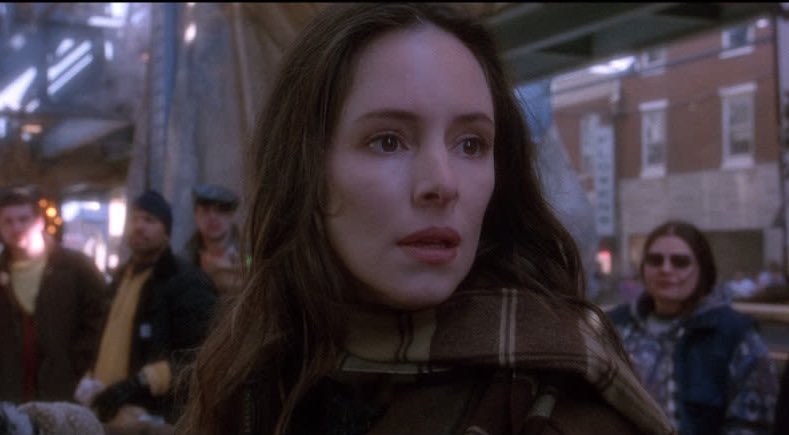 Happy birthday Madeleine Stowe. Loved her 12 monkeys and would love to see her more often on the big screen. 