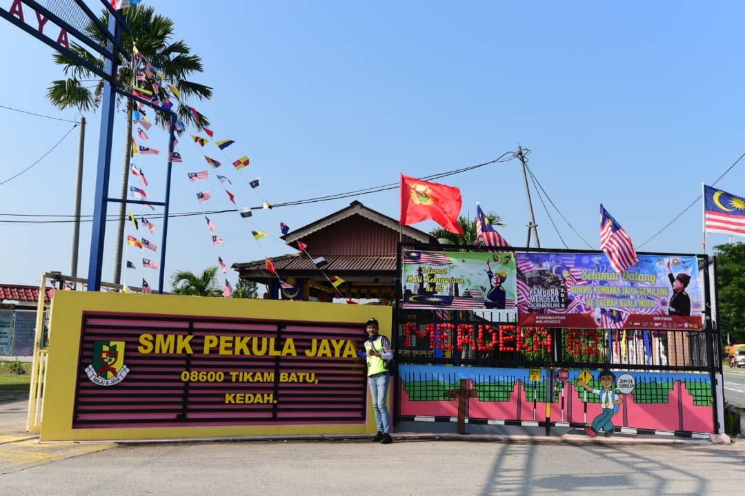 Merdeka360 No Twitter Kmjg2019 Konvoi Kmjg2019 Tiba Di Smk Pekula Jaya Tikam Batu Kedah Sebagai Hentian Pertama Pada Hari Ini Nizam Zanil Kmjg2019 Hkhm2019 Harikebangsaan2019 Kibarjalurgemilang Sayangimalaysiaku Malaysiabersih