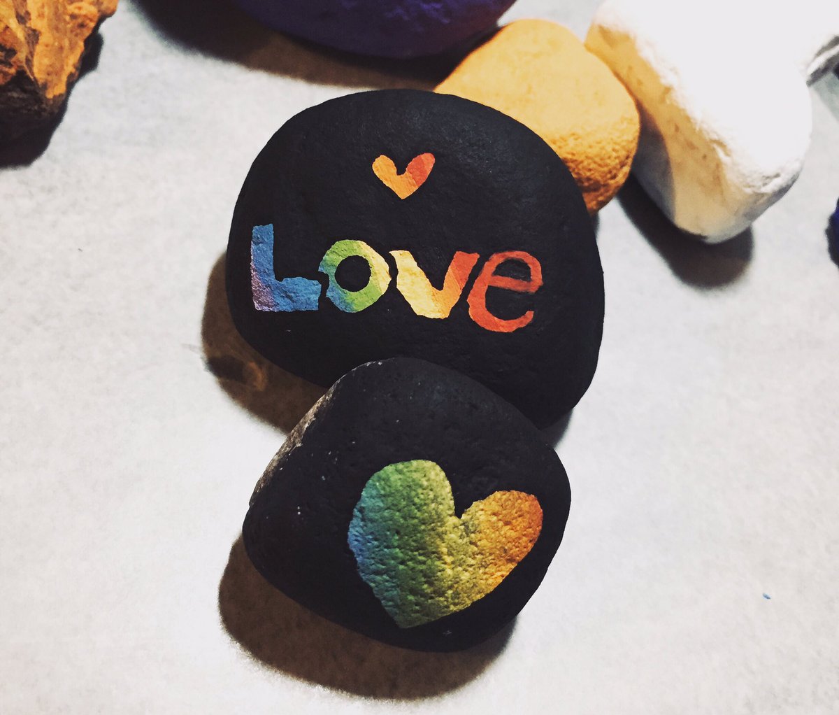 Kanatarocksprjt's tweet photo. 🌈❤️
#kanatarockproject #ksrocksp #loveislove #ottawa https://t.co/xD0sdhxiVv