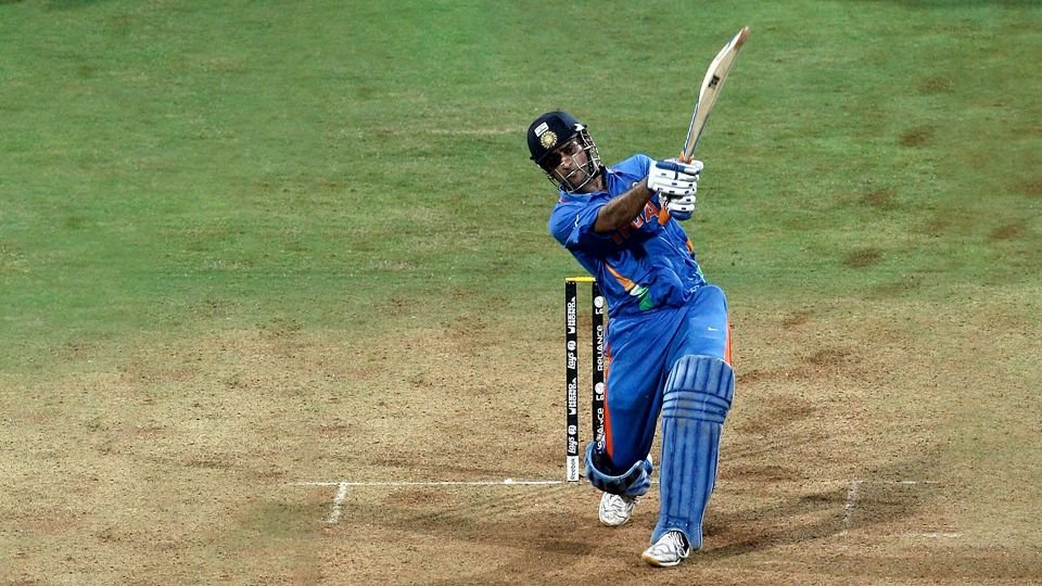Twenty20Wiki's tweet photo. Dhoni's six is the best of #WorldPhotographyDay https://t.co/jPxNYGkXJH