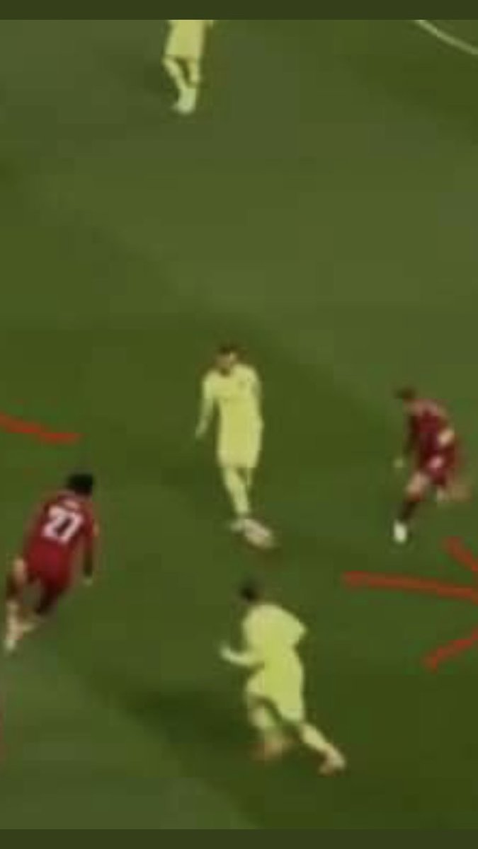 RakiticSeToca's tweet photo. Day 10 of Posting Rakitic’s Mistake at Anfield Until He Leaves My Puta Madre Club https://t.co/z7MLhRSqWc