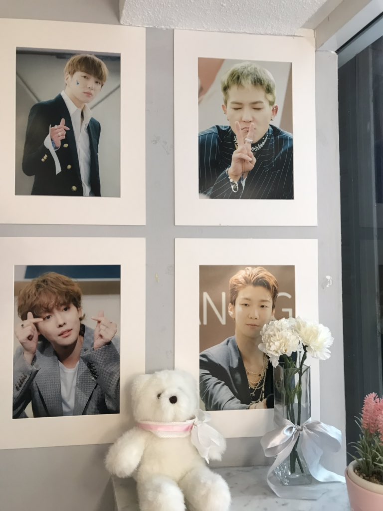 sine_in's tweet photo. งานสวยมากกกกกกก อยากมีแบบนี้ไว้ที่บ้านเลย
#AugustForWinner5th
#5YearsWithWinner
#WINNER #WINNIVERSARY
#FiveYearsWithWinner https://t.co/3RLXUABwLR