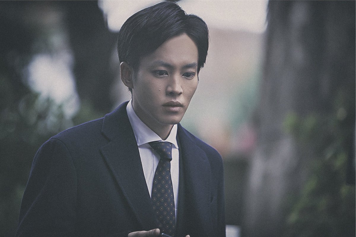 _bookplus's tweet image. 아베 정권을 비판하는 내용으로 일본에서 화제를 모으고 있는 영화 &amp;lt;신문기자&amp;gt; 국내 하반기 개봉 및 대만 배급. 대학 신설과 관련된 정치 비리를 파헤치는 기자(심은경)와 이상에 불타 공무원의 길을 선택한 엘리트 관료(마츠자카 토리)의 갈등을 그린 영화. 모치즈키 이소코 원작.