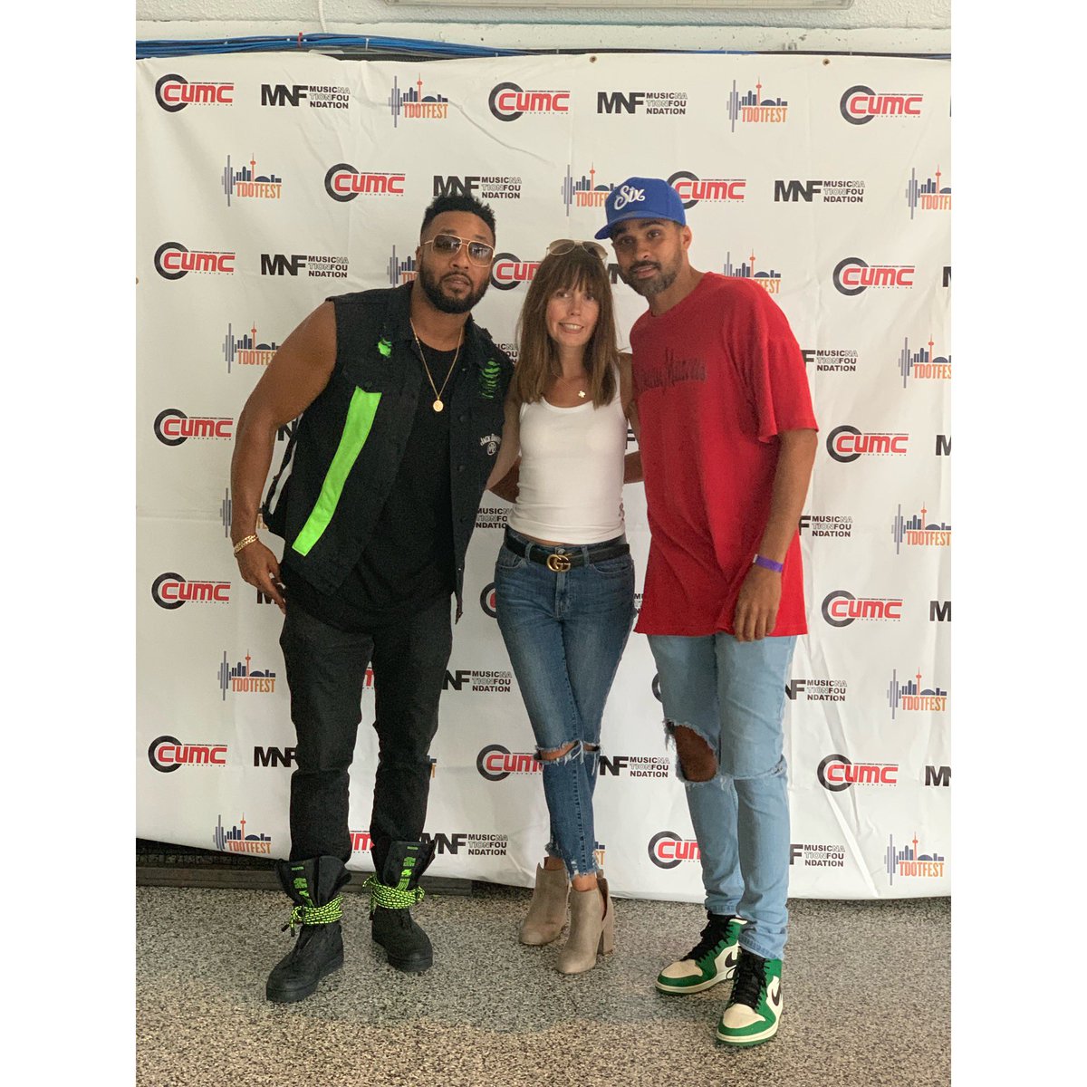 sashastoltz's tweet photo. With some of my Fave Humans @TheJUNOAwards Winning Recording Artists @DRUGRANGE & @JRDNmusic as well as Rising Artist @LeoVanceMusic Much Love & thanks for Blessing the @tdotfest stage #sashastoltzpublicity #tdotfest https://t.co/WhwKvqyRfk