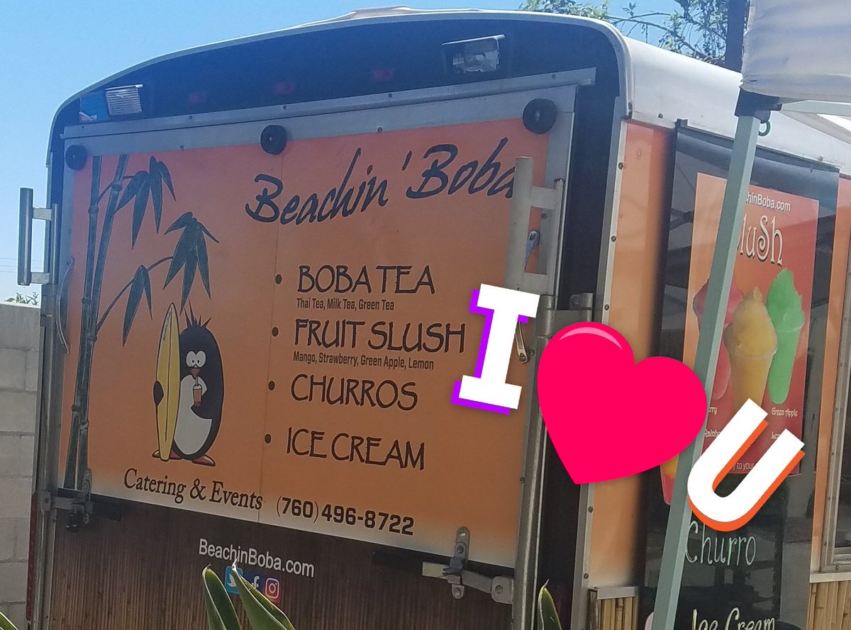 MaestraJara's tweet photo. @BosLangAcademy @CajonValleyUSD We were #hydrated and #motivated at #CVconference this year! Thank you so much #cajonvalleyusd and @BeachinBoba for the yummy drinks! #youbelongCV #lobosunidos #trainingflow #bobaforthebabes https://t.co/AbnB2idINU