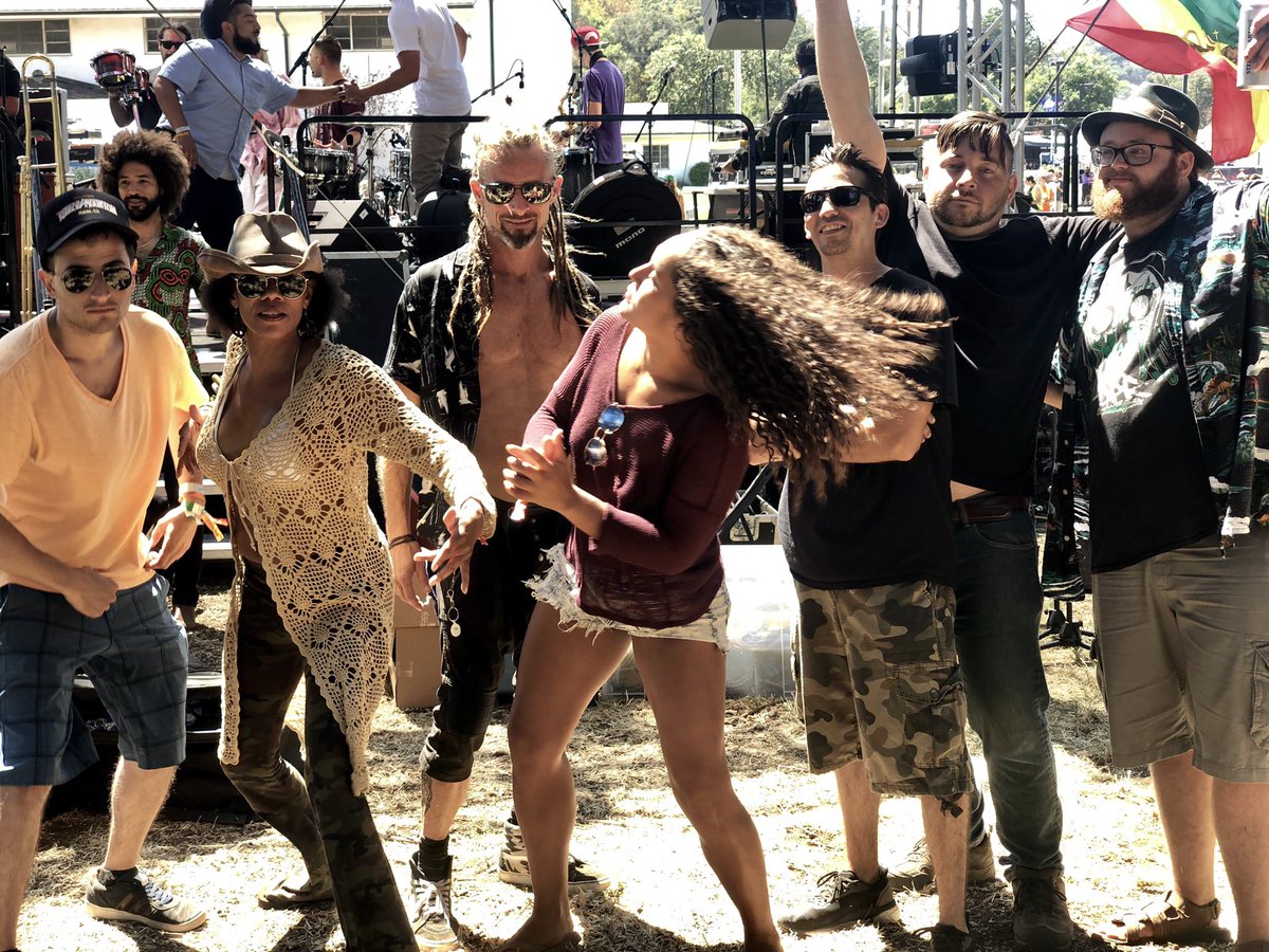 Princess_LadyK's tweet photo. 2nd yr sitting in with #Yesai at #ReggaeOnTheMountain #MusicIsLive #GoodTimes #GoodVibes https://t.co/MGAdXOroZz