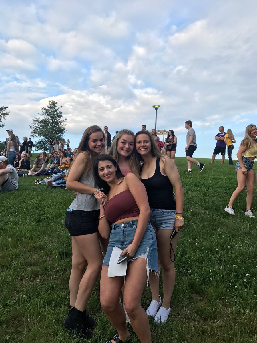 emma_bell16's tweet photo. Happy birthday @EricaGrazioli !!! Thanks for being such a sweet&amp; fun friend since the soccer n Girl Scout days:) I can always count on you to make me laugh n I thank you for that!!! love u and miss u 🥳🥳❤️❤️ https://t.co/W4L0IdPYVh