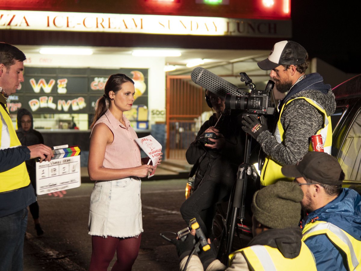 squinteyefilms's tweet photo. Dis fees week. Hier is nog ‘n paar agter die skerms van Vinnie + Olga. Kom kyk al die great films by #Silwerskermfees die week in Kamps Baai, 21-24 Augustus 2019. @kykNETtv @SilwerskermFees @IdeaCandy https://t.co/v1hFS9QFiq