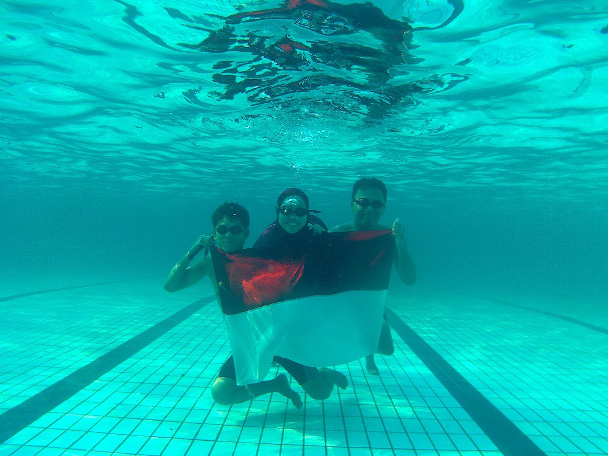 jktswimcomm's tweet photo. Untuk Indonesia dari kami teman-teman komunitas renang Jakarta Swim Community #RI74TH https://t.co/vmv0bJIqgv