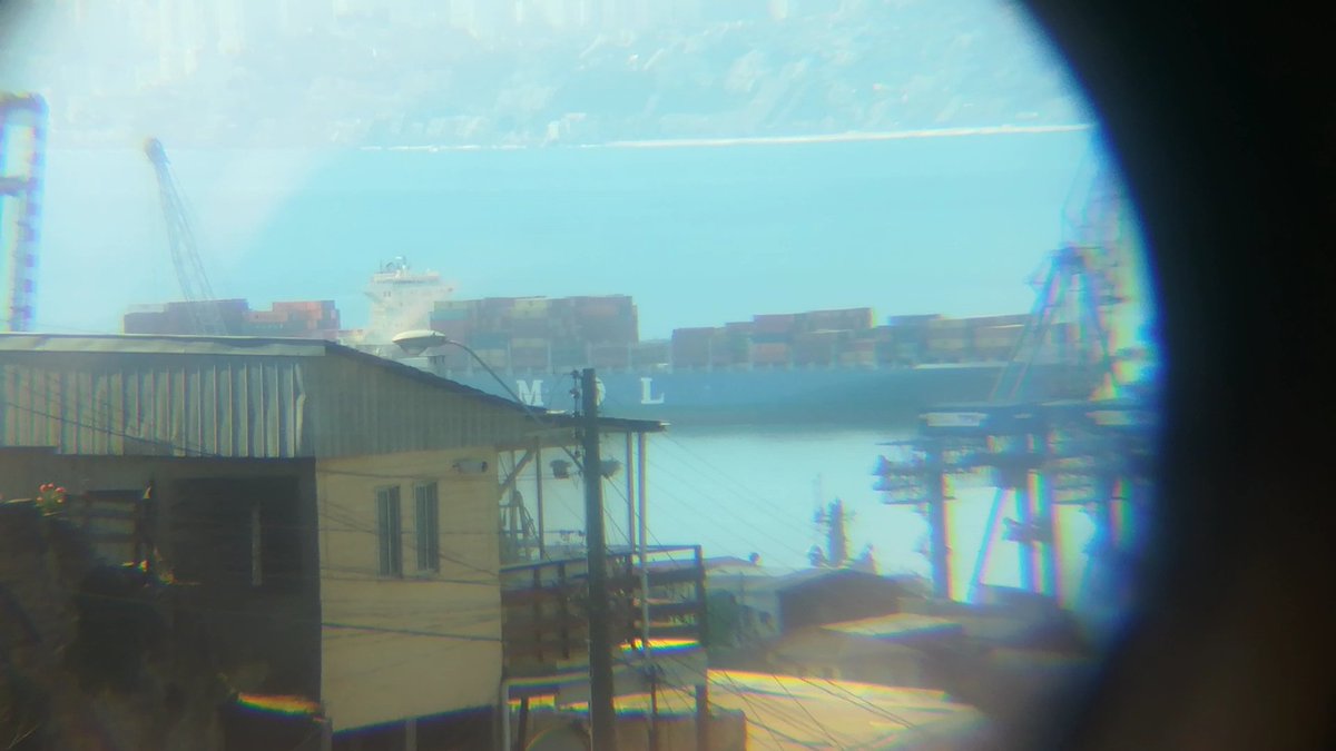 javieer2ignacio's tweet photo. Fotos de los buques que llegaron estas últimas semanas a @PortValparaiso @TPS_Valparaiso @PortalPortuario @Capuertovalp @edgardolazo @EmilioRifo @apuntesyviajes @Off_Valpo #Valparaiso 
Naves:
#Maersk_stepnica 
#Mol_beyond
#Cauquenes
#Seaspan_bravo
#Santos_express https://t.co/w8sg8ziFwr