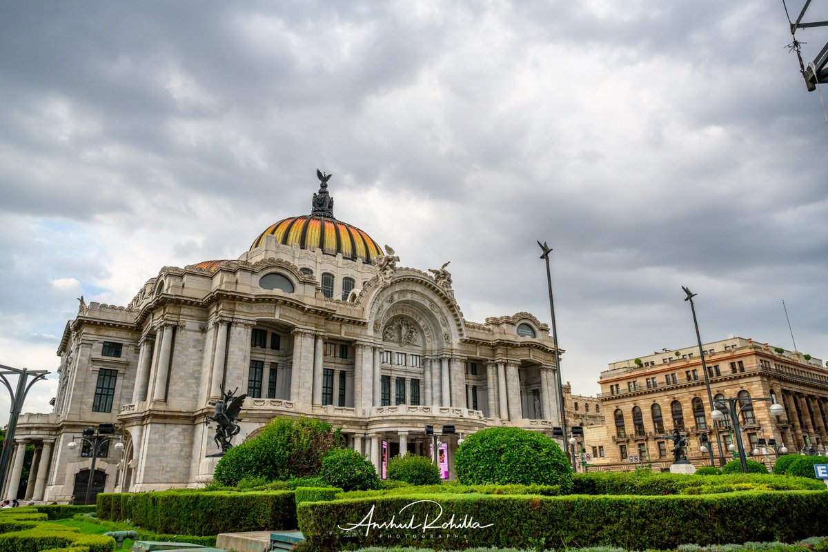 wayfarershutter's tweet photo. Beautiful Palacio de #BellasArtes #cloudy #eveningshot #MexicoCity https://t.co/rbdNbkvwoZ