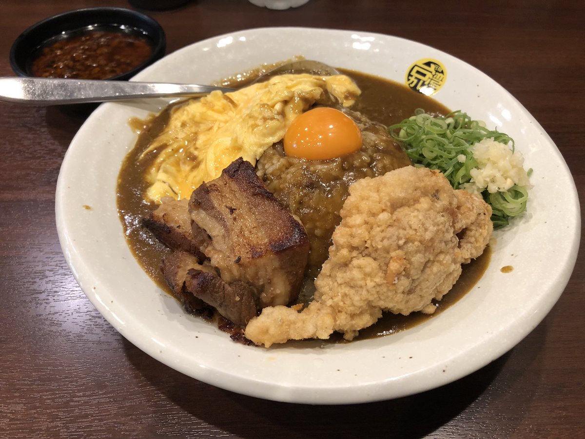 toructrl's tweet photo. 遂にサワちゃんと念願の台湾カレーに来れました(*´ω｀*) https://t.co/kJGuwDUyvl