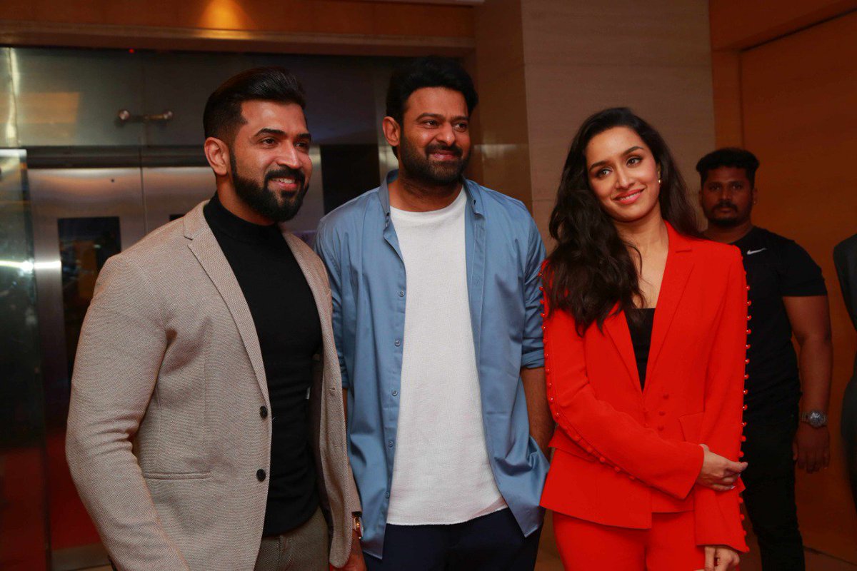 MediaCandid10's tweet photo. #Prabhas Speech in Tamil in #SaahoPressMeet

Link: https://t.co/j0DSHT0xh0

#SIIMAinQatar #SaahoMediaMeet  #SaahoPreReleaseEvent #SaahoPreReleaseOnAUG18th #SaahoContest #SundayThoughts #SIIMAAwards2019 #SIIMAinQatar #BiggBossTamil3 #SundayThoughts #44YearsofThalaivarRajinikanth https://t.co/aSBX1aVOZp