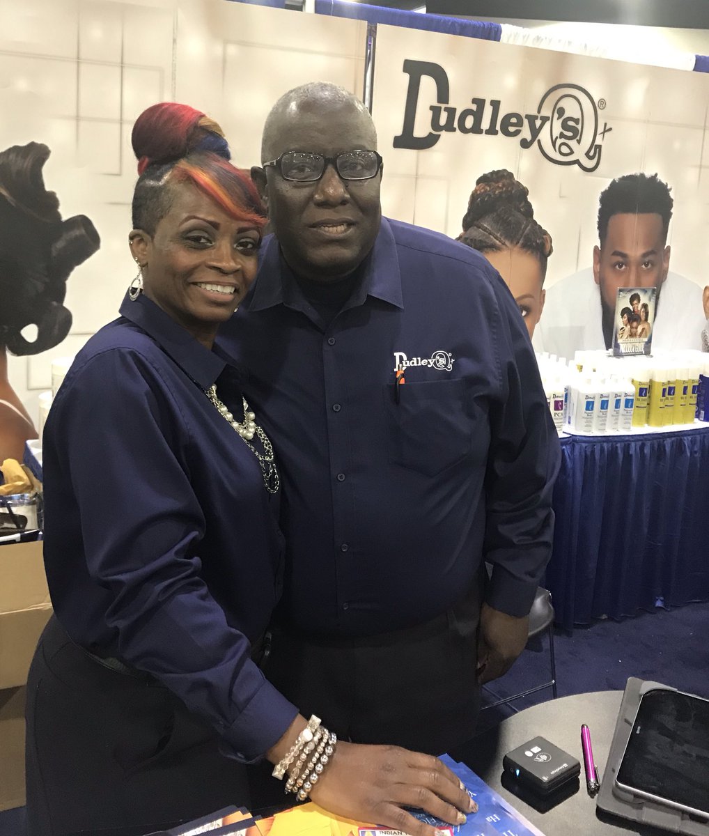just4you95's tweet photo. Bronner Bros Hair Show! #2019 #ATL #dudleybrand #booth613 #dudleyq#stylesjust4you https://t.co/Syq5jdFiH5