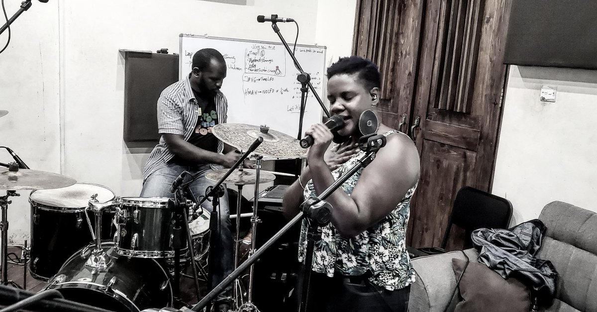 CtrlADmusic's tweet photo. FINALLY!! 
#AConcertFromTheSun is happening this weekend!! Our awesomely talented babe @MoRoots will be taking us on a beautiful journey! https://t.co/wcqfWSHfv2
