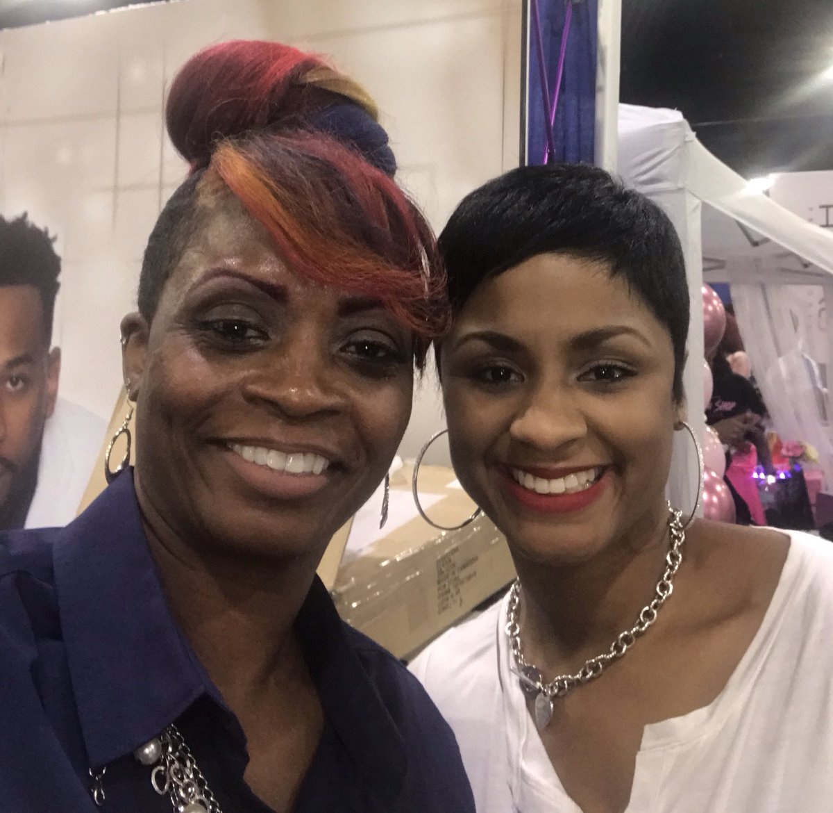 just4you95's tweet photo. Bronner Bros Hair Show! #2019 #ATL #dudleybrand #booth613 #dudleyq#stylesjust4you https://t.co/7JajgwiAOe