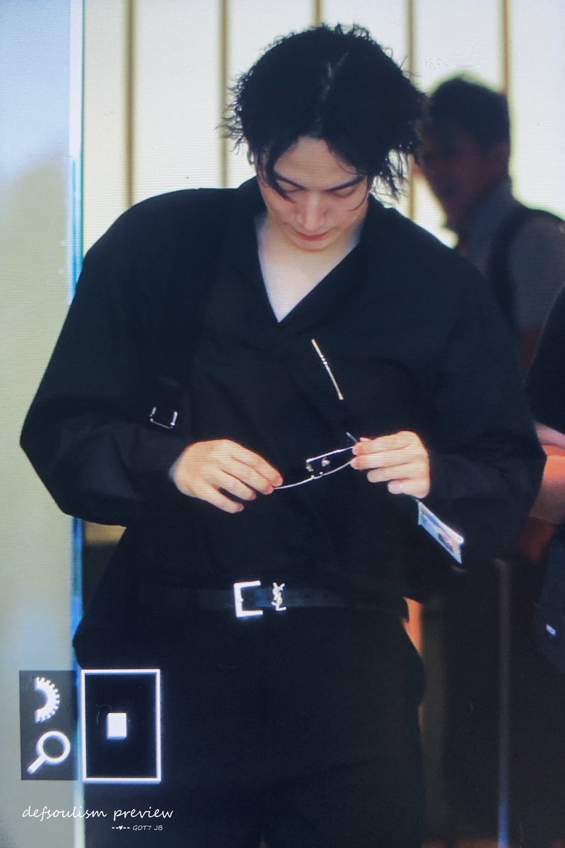 defsoulism9416's tweet photo. 190819 FUK

#GOT7   #갓세븐                            
#JB #재범
#GOT7JAPANTOUR2019 
#GOT7_LOVELOOP https://t.co/89P5dVF7zu
