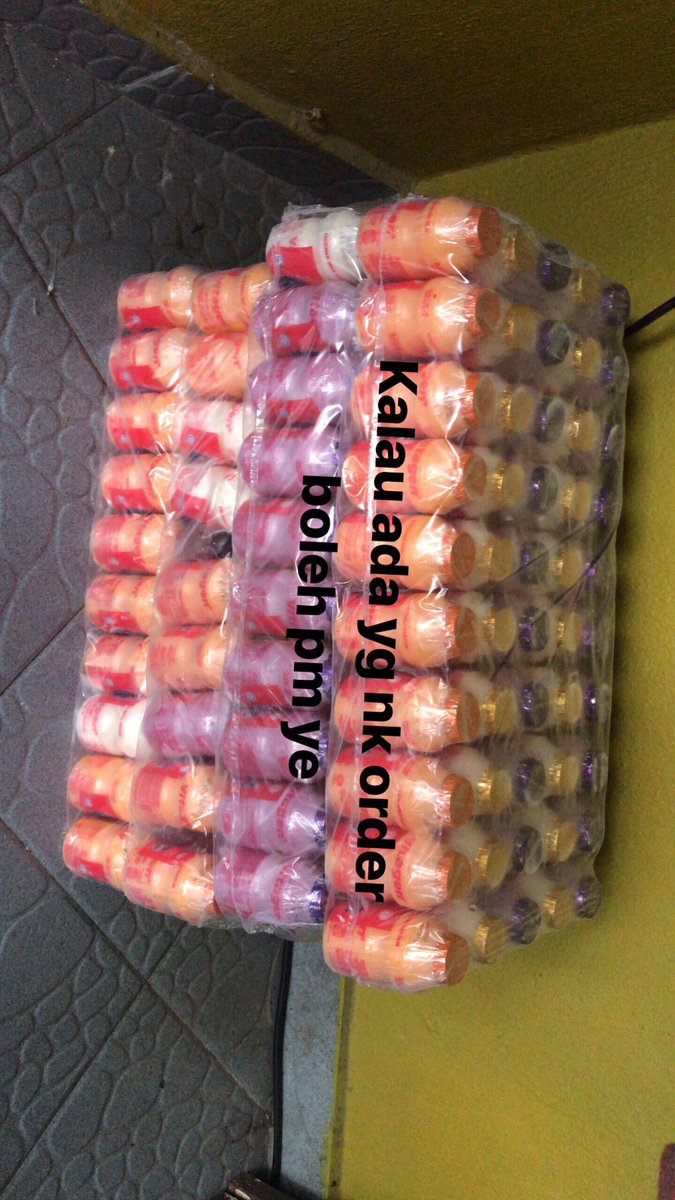 Aizaaaatttt's tweet photo. Hye Assalamualaikum saya ada jual vitagen satu cartoon rm40, satu pack rm4 free cod area Selangor,kl dan seremban. Please support my business 🙏🙏 https://t.co/JTxlSKmqmU