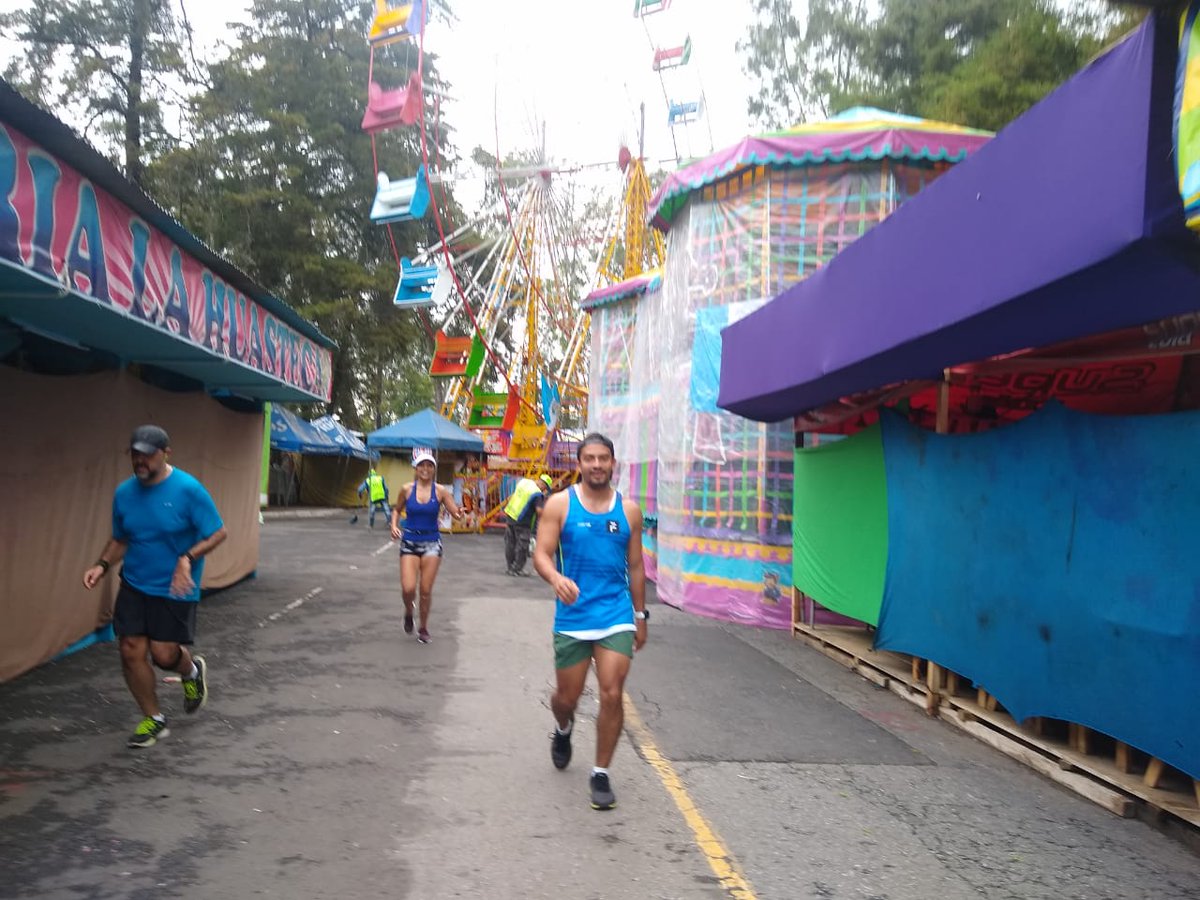 JPabloMaT's tweet photo. Feria de Jocotengango #runningGT https://t.co/a8LL9Xzp7v