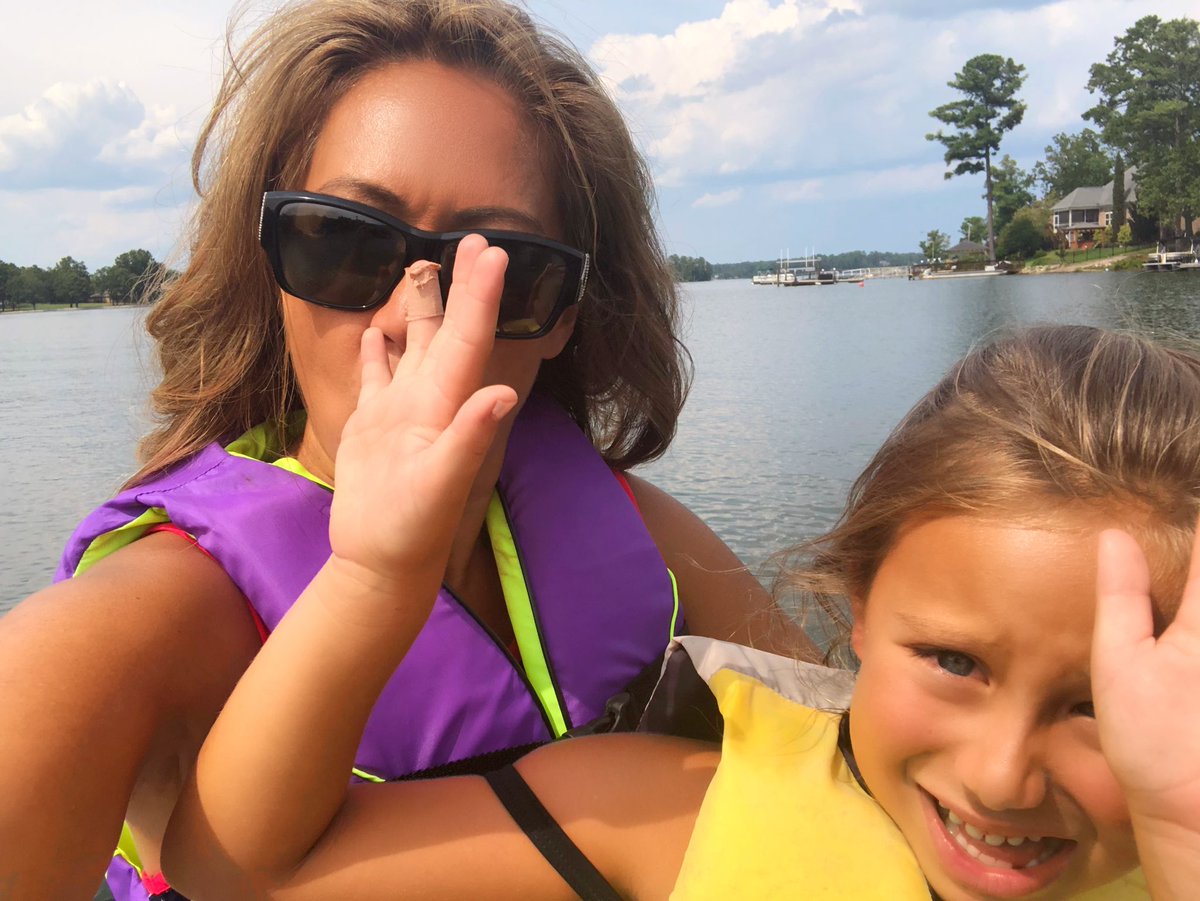 janjeffcoat's tweet photo. Hiding from Monday... #sundayfunday #mondayblues #schoolstartssoon #fadingwest #summerlasthurrah #firstborn https://t.co/s0xz252ssu