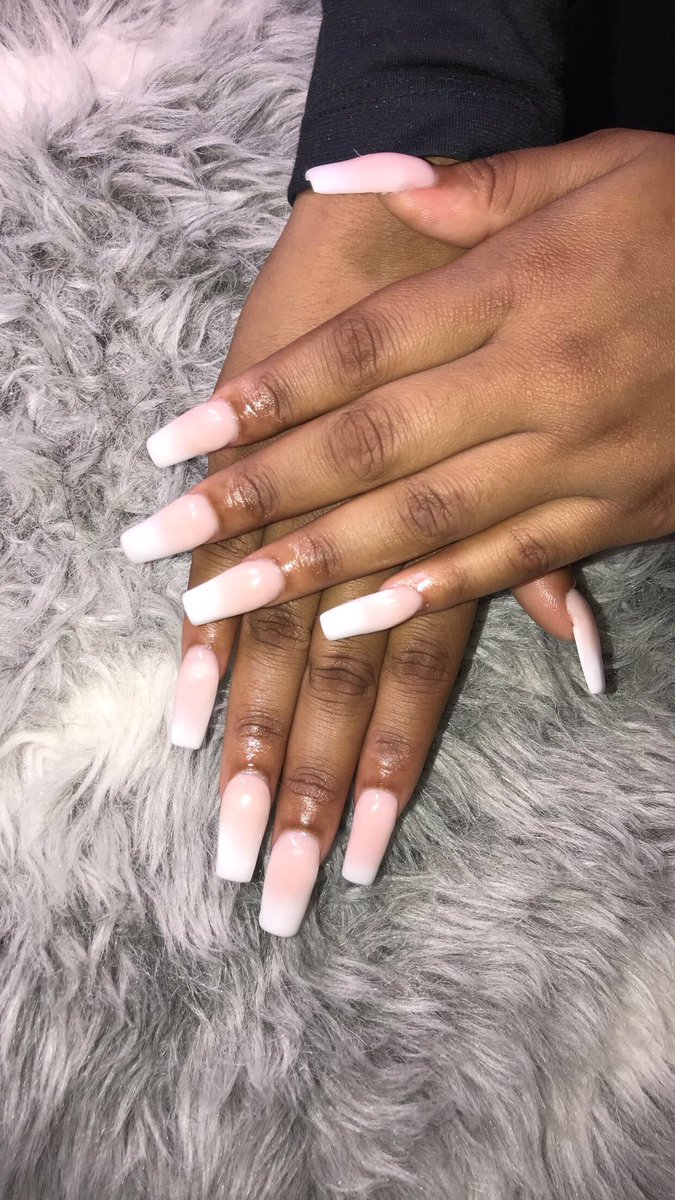 nailsbymal's tweet photo. This is my nail page! Follow my nail page on ig @theenaillab :) RVA based + VA Licensed Technician, Richard Bland Freshman- HMU!! Free sets for more practice hands, dm meee💎 https://t.co/UhLZF7ZV90