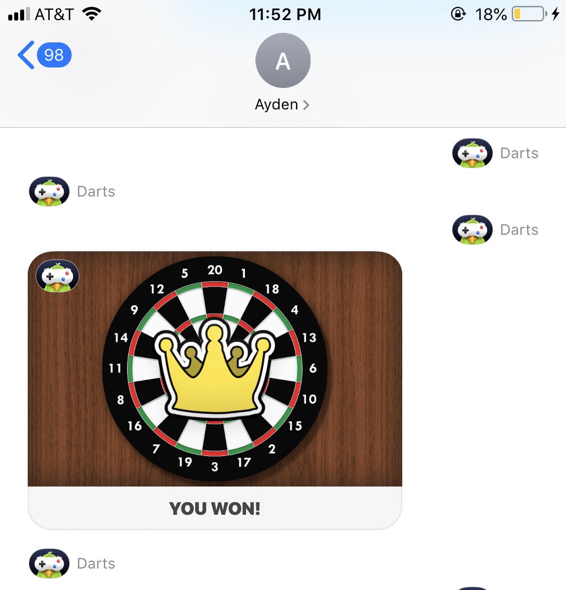 deelinquent's tweet photo. imessage games with my little brother. a story in four parts https://t.co/3vd9WZEzSe
