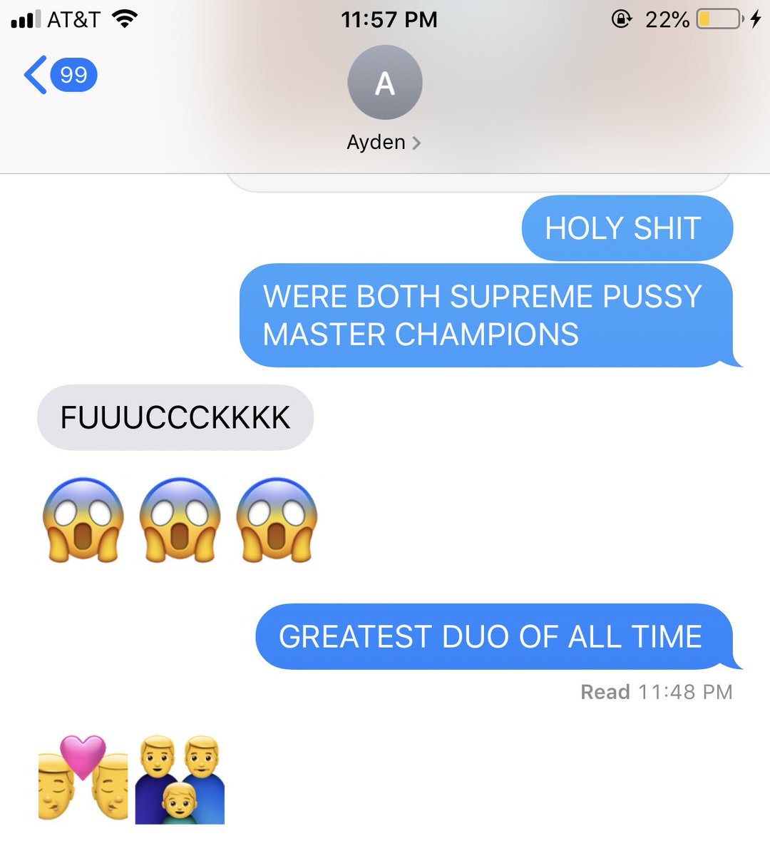 deelinquent's tweet photo. imessage games with my little brother. a story in four parts https://t.co/3vd9WZEzSe