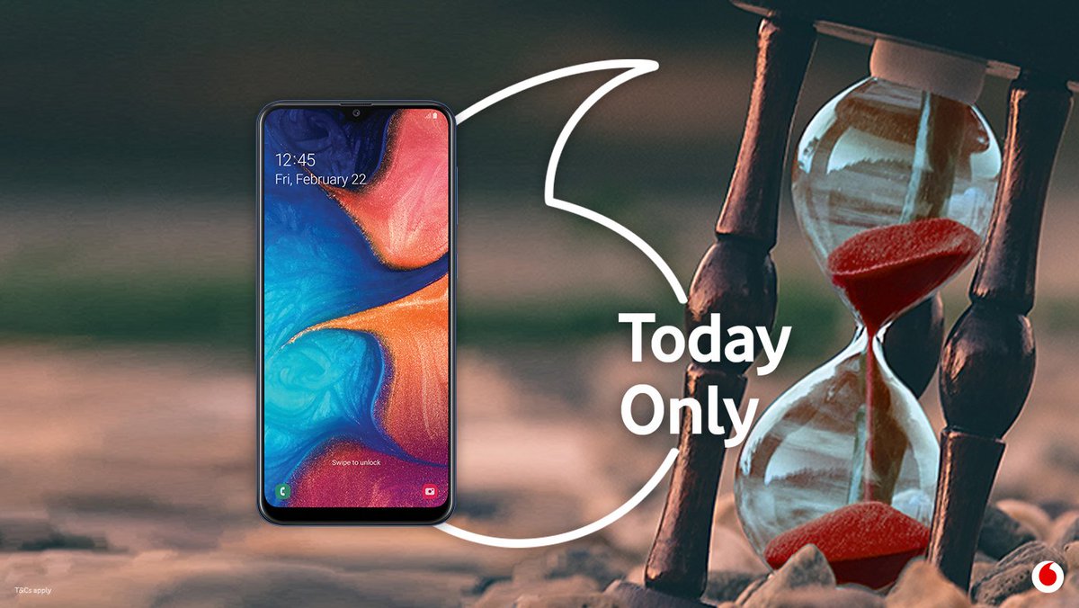 Vodacom's tweet photo. #ForTodayOnly pay for your contract only! For R175PMx24 get a uChoose Flexi 175 with a FREE Samsung Galaxy A20. Only available at https://t.co/bcorWCyY6J with free delivery. https://t.co/Ld6DEelZzY https://t.co/hV9f3Z4nc8