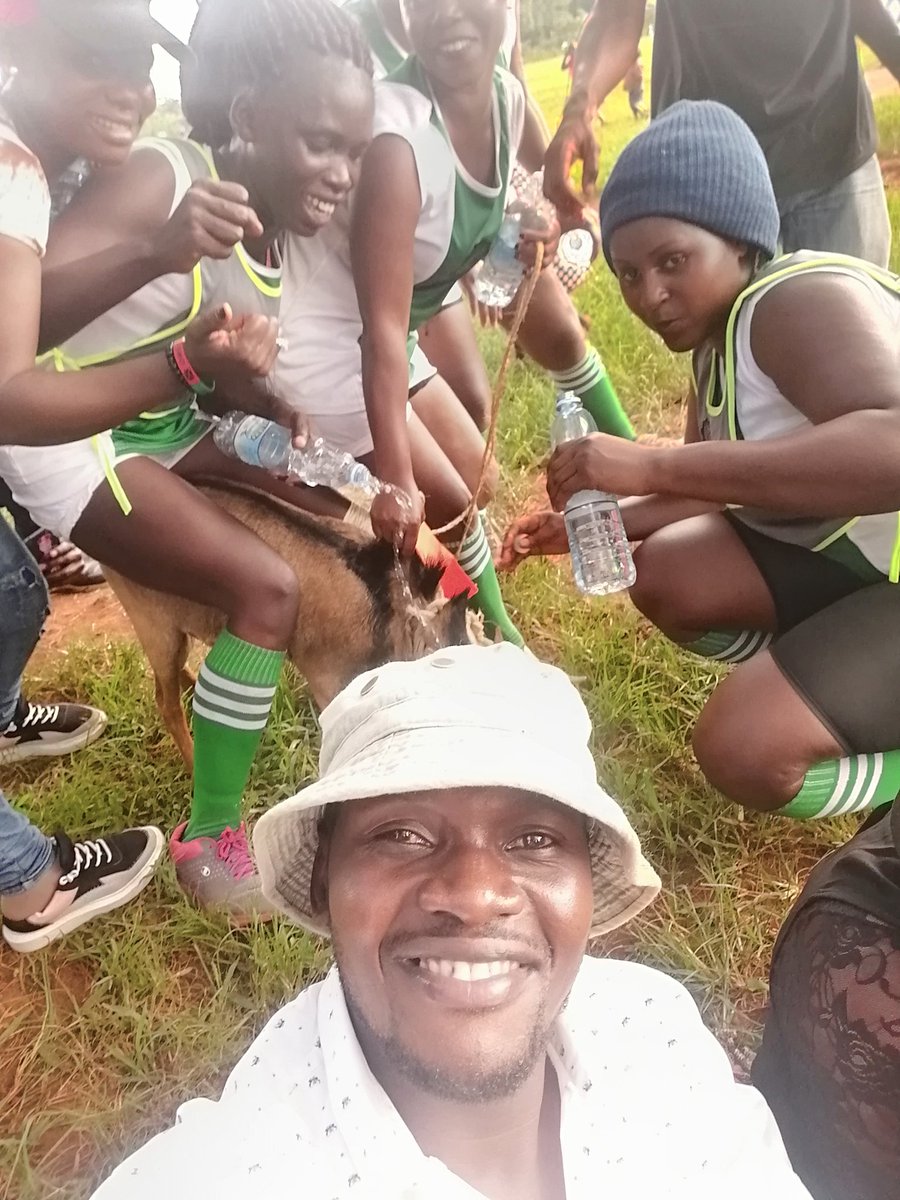 Hanani34895714's tweet photo. Bobi dihedral naki

Kyagulanyi kuntiko https://t.co/mHb3idH4za