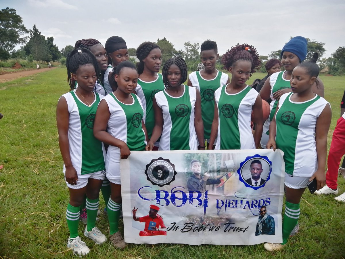 Hanani34895714's tweet photo. Bobi dihedral naki

Kyagulanyi kuntiko https://t.co/mHb3idH4za