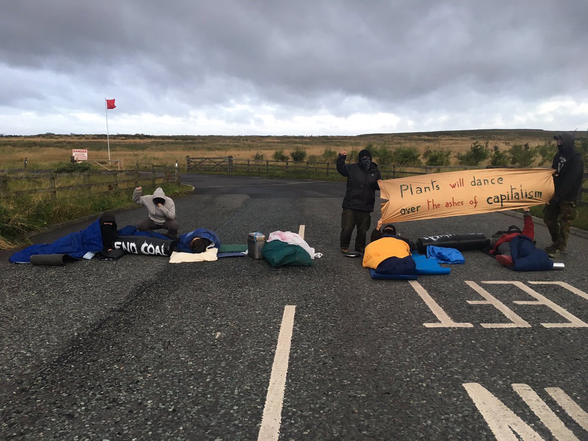 earthfirst_uk's tweet photo. We have now blockaded the entrance to Shotton coal mine! Solidarity with all occupations around the world against coal and climate change. #earthfirst #ClimateChange #freemerle #endcoalnow https://t.co/0VqzoM3a0O