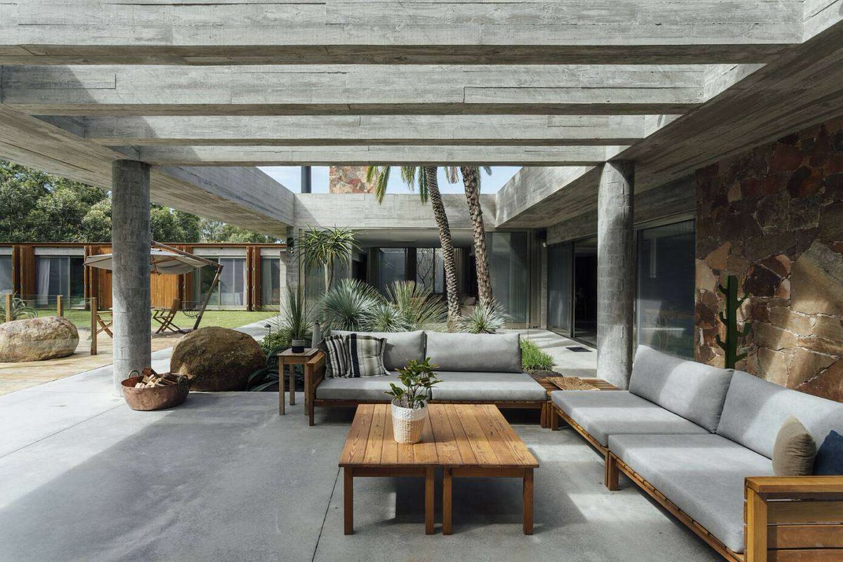 Casa Charqueadas by RMK! Arquitetura

homeadore.com/2019/05/28/cas…

#interiordesign #architecture #home #decor