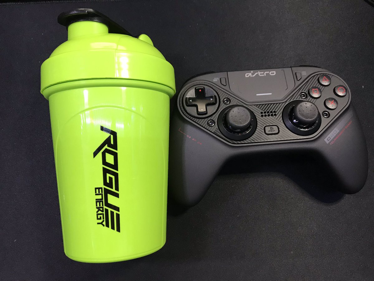 MagmaPlayerYT's tweet photo. No hay mejor pareja que está @TheRogueEnergy @ASTROGaming #magmaplayer https://t.co/G5lklaVnx1