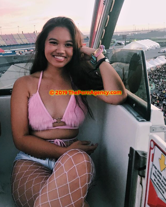 Yep... Kaylani Kao is undisputedly fine AF!
https://t.co/Hvx7lCaHFf
Did we mention that she is CURRENTLY