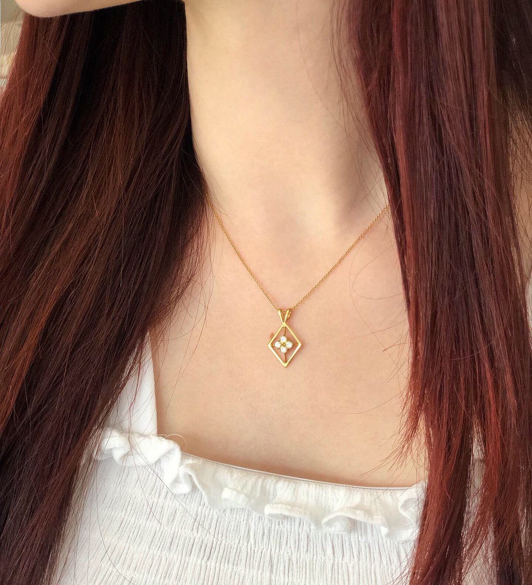 DraJewelry's tweet photo. 데일리로 하기 좋은 사각 프레임 #실버목걸이 💋✨
.
#Handcrafted by DRA 🌓 Only in #DRA
.
#DRAjewelry #jewelry #jewellery #handmadejewellery #necklace #jotd #jewelryoftheday #ootd #DRA주얼리 #드라 #드라주얼리 #주얼리 #목걸이 #데일리목걸이 #앤틱목걸이 #심플목걸이 #여자친구선물 #일상 https://t.co/B33Xx53ULR