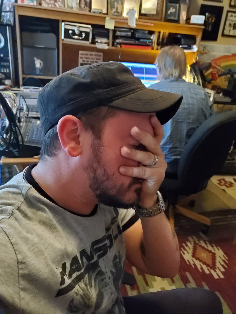 MorganD_Music's tweet image. When you realize you have to recut parts you just spent 4 hours trying to mix. #getitrightthefirsttime