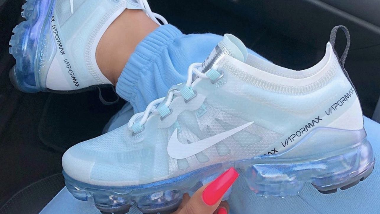 The Sole Womens on Twitter: "The Nike Air VaporMax Looks Dreamy 'Ghost Aqua' Shop: https://t.co/j3kQ6fv5w5" /