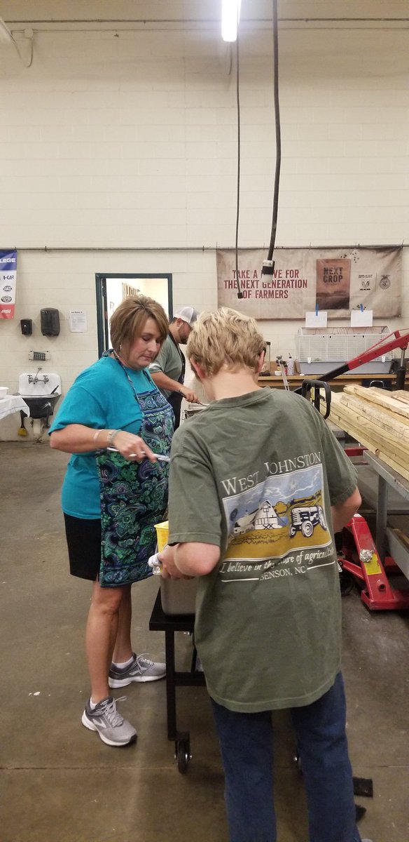 Welcome Back Teachers! WJHS FFA appreciates all that you do! Breakfast is ready! <a href="/jenwswartz/">Jennifer Swartz, EdD</a> <a href="/WJFFA/">West Jordan FFA</a> <a href="/WJHSCTE/">WJHS CTE</a> #westjrocks