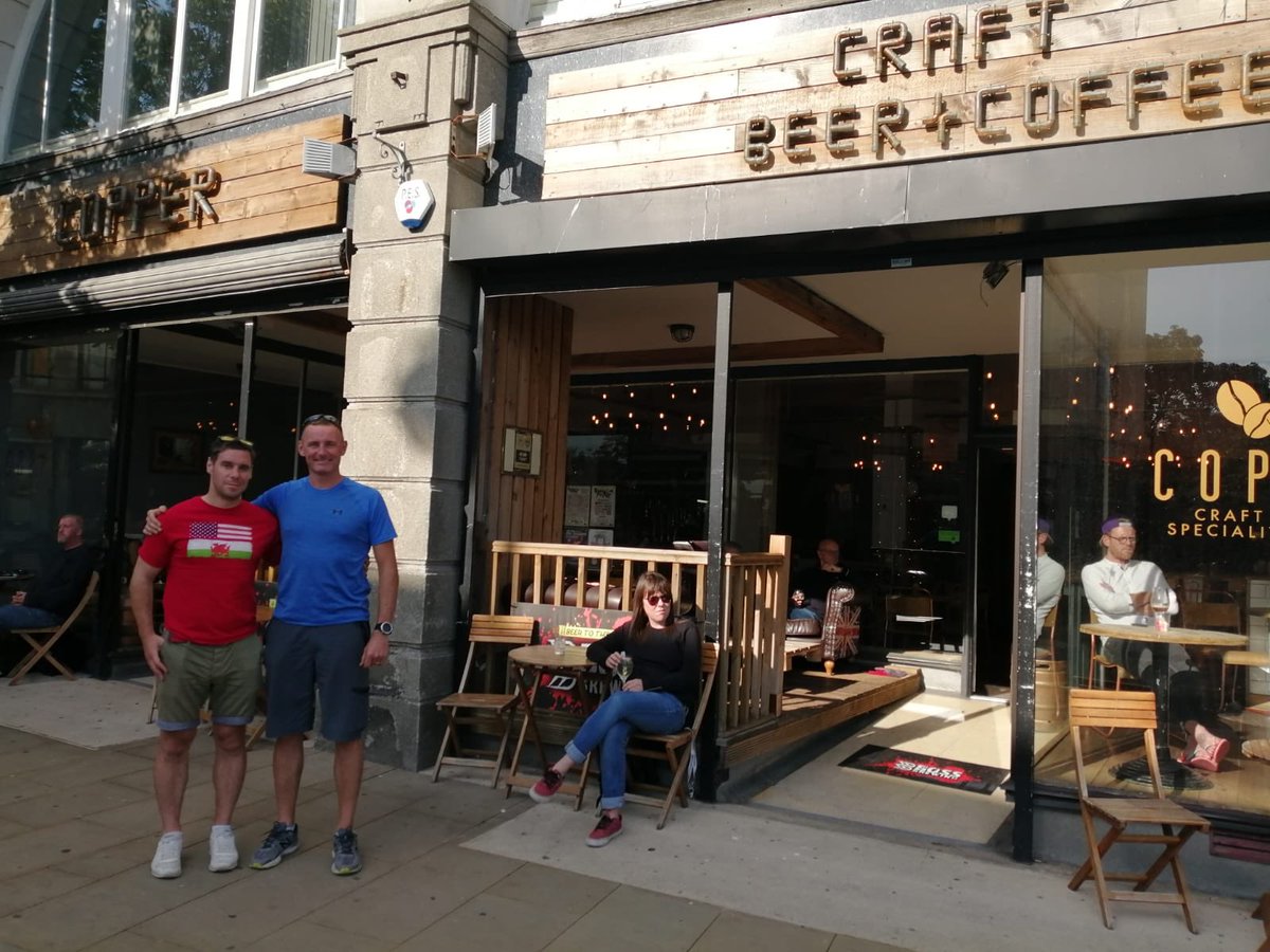 Royal_Marine_LW's tweet photo. Wow what a week!! Bought my dream Craft Beer Bar @CopperSwansea with my bezza @PaulODwyer01 and now flying first class to USA thanks to my oldest mate @DentOnToast #trampface https://t.co/VZAgEdBYfn