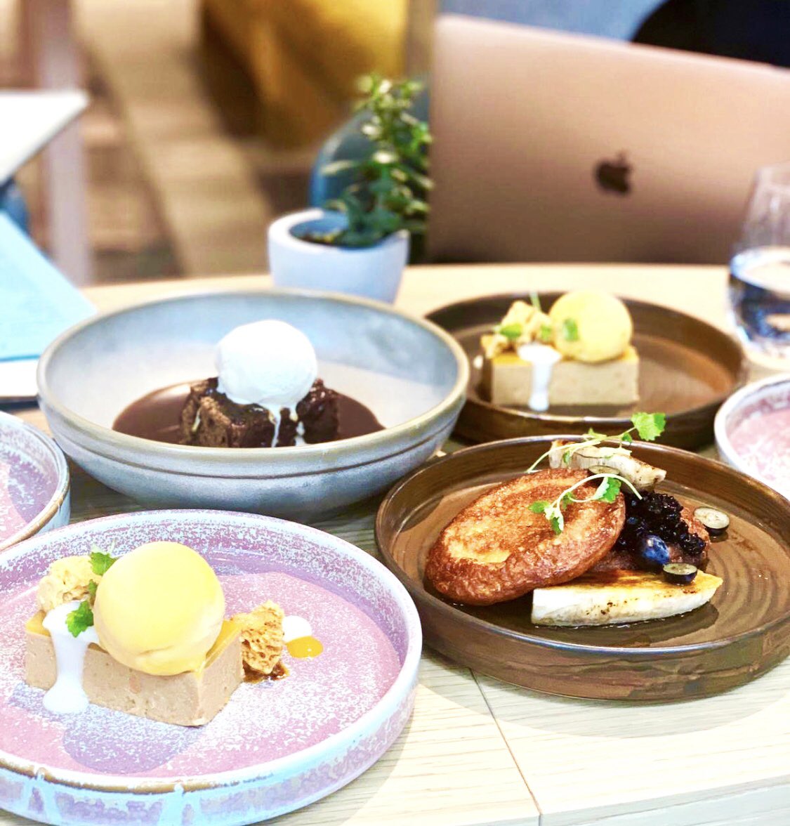 Our new dessert menu is now available. Sticky toffee pudding, truffle torte, passion fruit cheese cake and more...  Many are vegan and gluten free, using natural sugars and ingredients!

#wearefoodwell #dessert #pudding #sweettreat #glutenfree #vegan #vegetarian #manchester