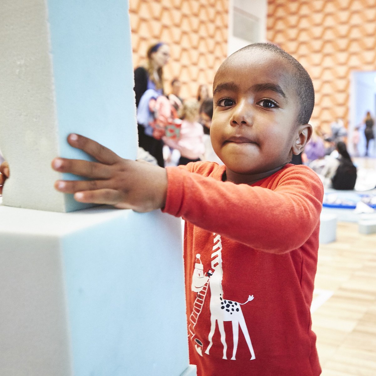 WhitworthArt's tweet photo. Have you been to #playtime yet? Join us today and every day until 1st September. There's #waterplay in our #splashstudio, giant garden games in our Art Garden, giant building blocks in our gallery and even a sensory play area for babies. https://t.co/tF61hUepT0 https://t.co/LG5NnSIlpB