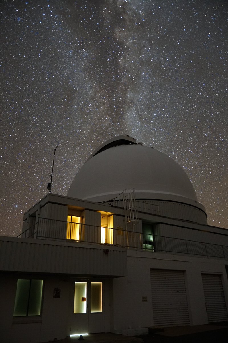 vacant3rdman's tweet photo. @LCO_Global This is my favourite though. The #MilkyWay above the UK Schmidt Telescope.
#UKST #Astrophotography https://t.co/k5zERDaBK6