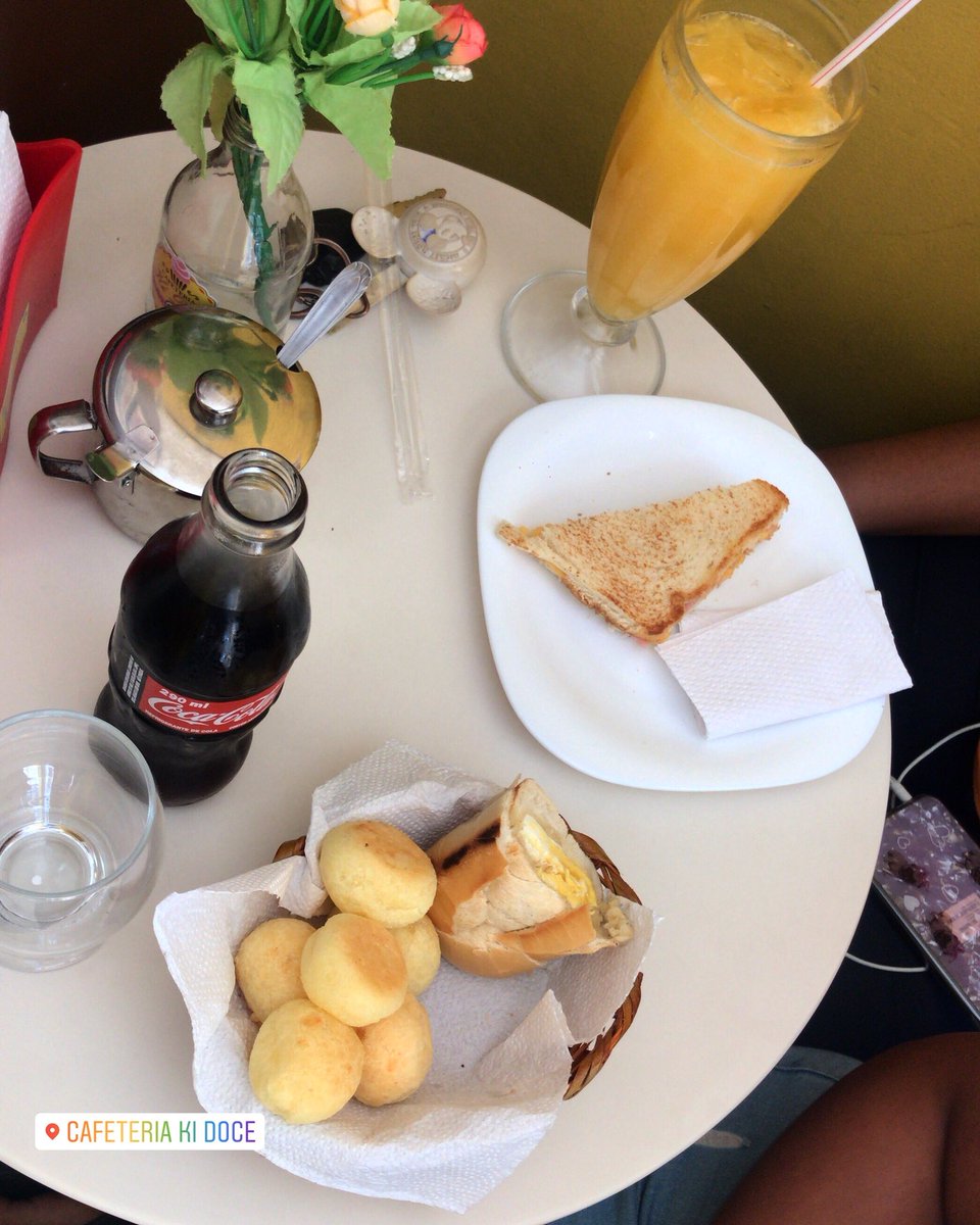 cafeteriakidoce's tweet photo. Bom dia!!! ☀️😃 
Que o seu dia seja lindo quanto essa manhã que acaba de nascer ! 🙏🏼
.
.
#bomdia #cafedamanha #segundafeira #boasemana #vemprakidoce #asuacafeteria #visite #conheca #seapaixone #acafeteriadamare https://t.co/BV3SY6nujZ